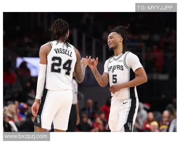 明天马刺对阵灰熊卡斯尔因左髋屈肌酸痛缺席比赛影响球队表现