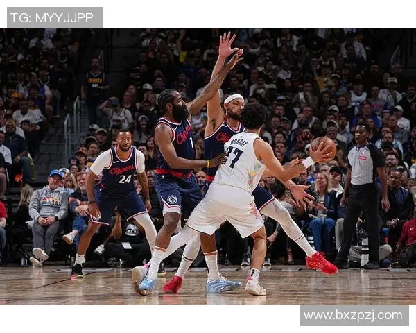 快船赛季开局惨淡仅6胜18负西部倒数第二比篮网更糟糕