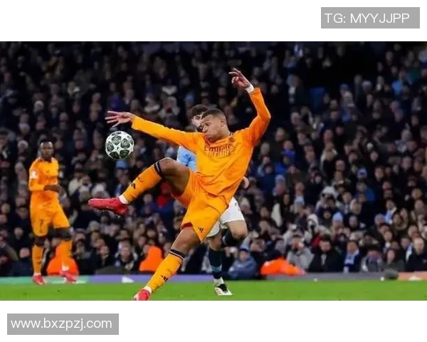 伊萨克禁区内精彩凌空抽射阿雷奥拉神勇扑救保住球门不失 伊萨克禁区内精彩凌空抽射阿雷奥拉神勇扑救保住球门不失