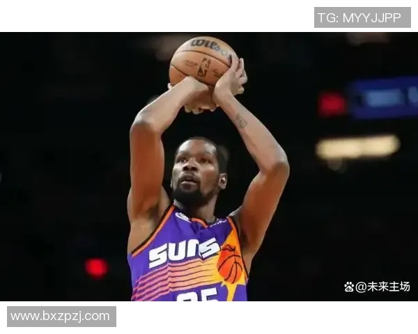 杜兰特称赞谢泼德训练营表现称其侵略性提升球队整体水平