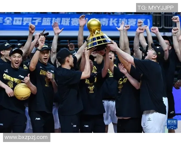 阿诺斯克加盟中国香港金牛篮球俱乐部荣膺NBL最佳国际球员称号 阿诺斯克加盟中国香港金牛篮球俱乐部荣膺NBL最佳国际球员称号