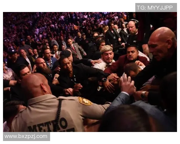 狄龙在休斯敦赛后激情约战期待12月的激烈对决 狄龙在休斯敦赛后激情约战期待12月的激烈对决